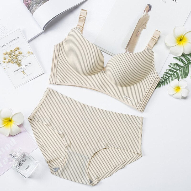 Romantic Striped Underwear Set