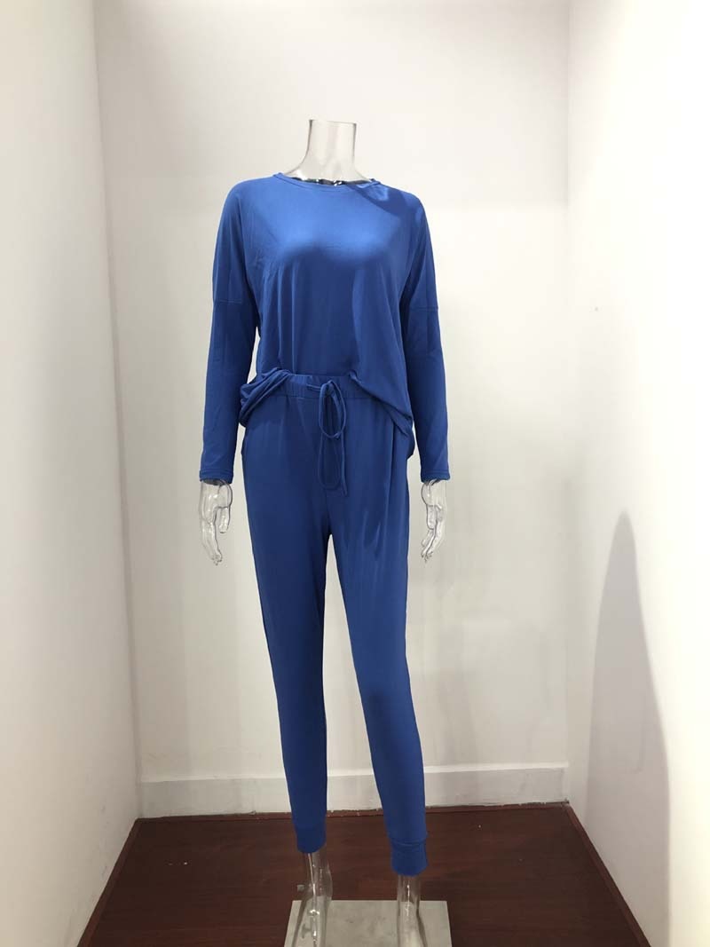 Cotton and Polyester O-Neck Pajamas Set